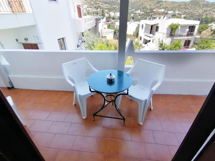 Μονοκατοικία Με Θέα Τη Χώρα Skyros Exterior foto
